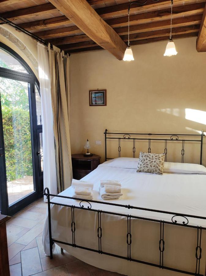 Agriturismo Santa Cristina กัมบาสซี แตร์เม ภายนอก รูปภาพ