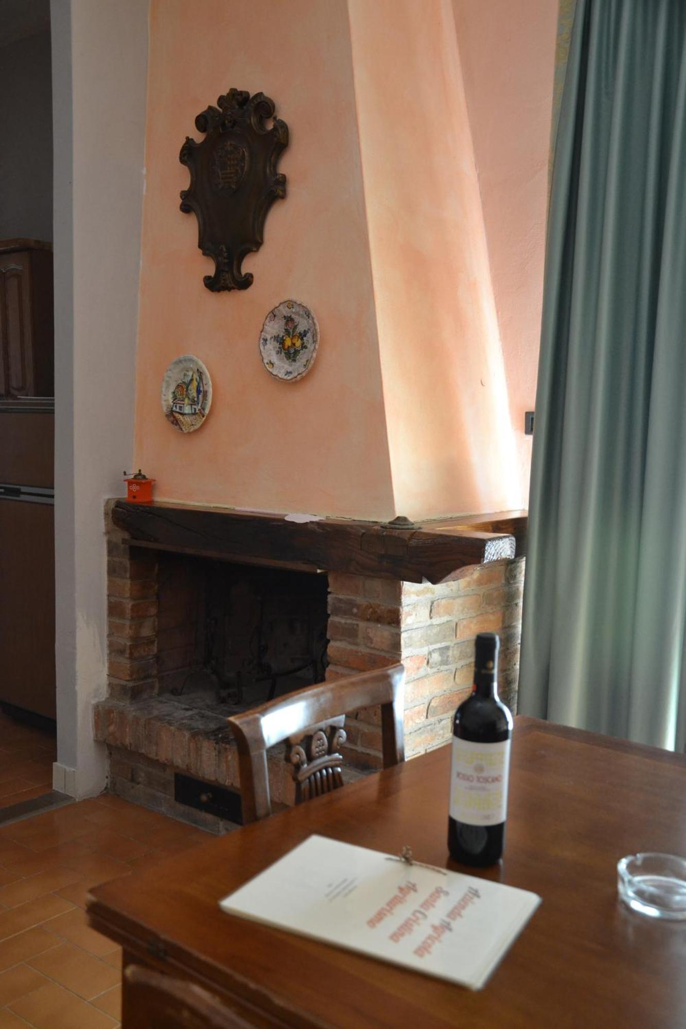 Agriturismo Santa Cristina กัมบาสซี แตร์เม ภายนอก รูปภาพ